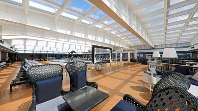 Lido-Pool auf der MS Vasco da Gama