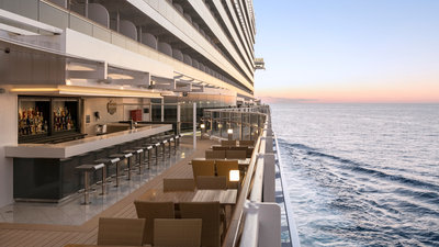 Marketplace Bar auf der MSC Seaside