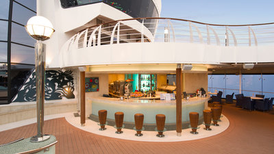 Turquoise Bar auf der MSC Preziosa