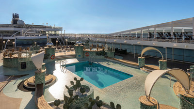 Le Grand Bleu Poolbereich auf der MSC Magnifica