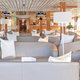 Der Salon mit Bar