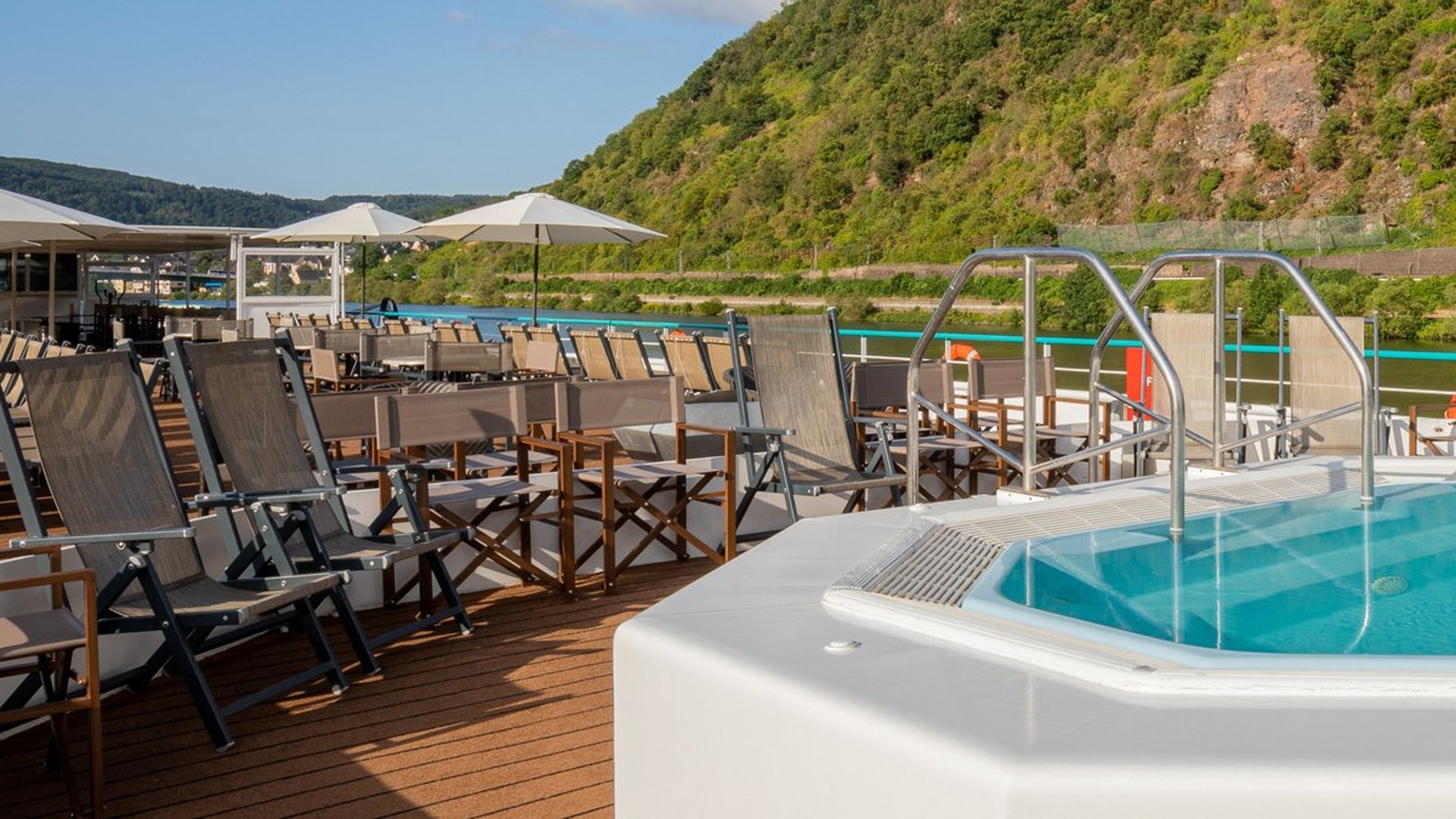 Sonnendeck der MS Swiss Crystal