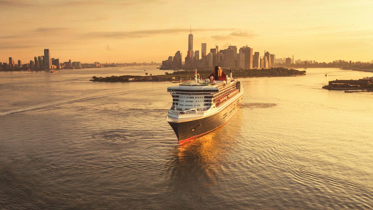 Die Queen Mary 2 vor New York