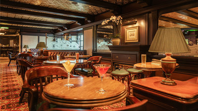 Golden Lion Pub